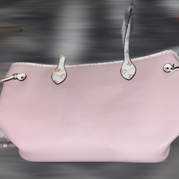 Stylish Purse - Picture 2 of 8